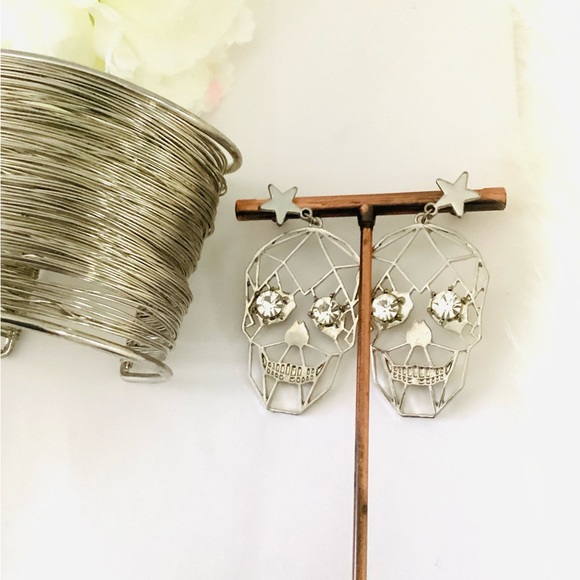 Skeleton Earrings Plus Bracelet with Fashion Diamond Eyes Silver Jewelry - Picture 5 of 5